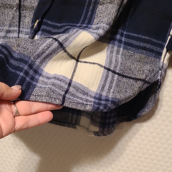 Women's Oversized Blue Plaid Shirt/Shaket - Picture 3 of 4